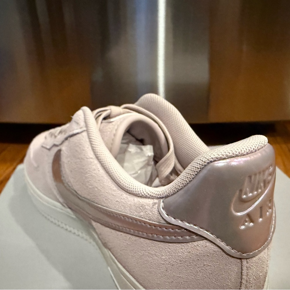 Nike Women's Blush Sneakers - Picture 4 of 6